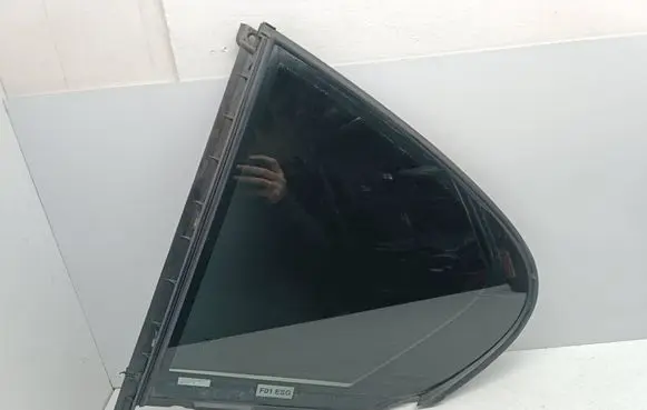 BMW 7 F01 F02 F03 F04 Rear vent window glass 7177655 5147177655 51344444257