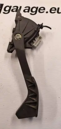 Volvo S70 V70 V70 XC Accelerator throttle pedal 00776920 9209746 A230