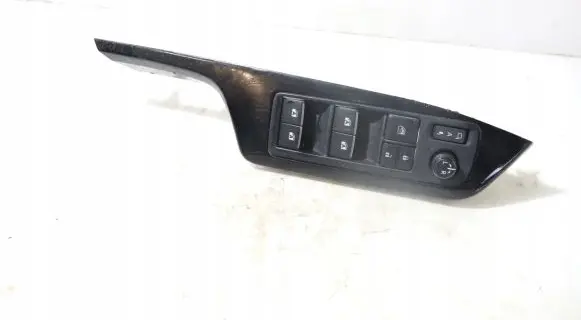 Toyota C-HR I Electric window control switch 