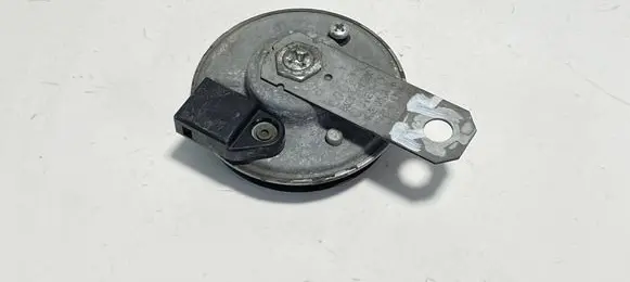 Toyota RAV 4 (XA50) Horn signal 8651020280 39030