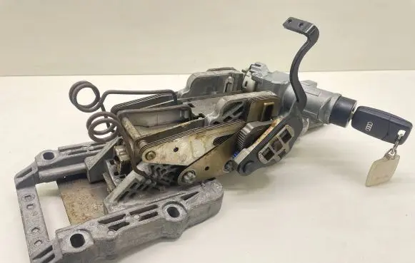 Audi A6 S6 C5 4B Steering wheel axle 4B1419502B 10061301 97277