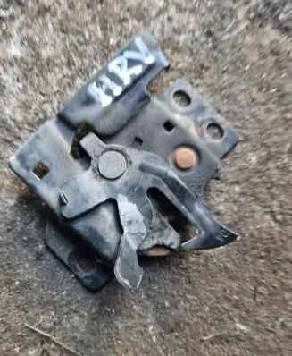 Honda HR-V Engine bonnet (hood) release handle