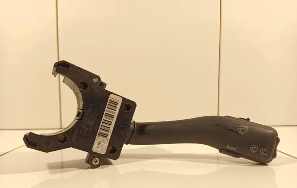 Skoda Fabia Mk2 (5J) Wiper control stalk 4B0953503H
