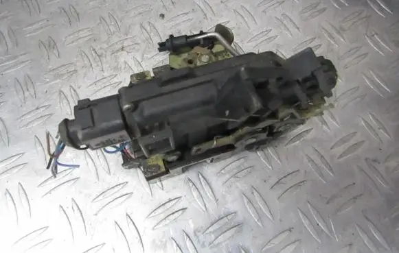 Audi A6 S6 C5 4B Front door lock