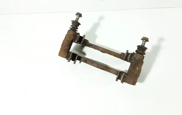Toyota Avensis T250 Front Brake Caliper Pad/Carrier 