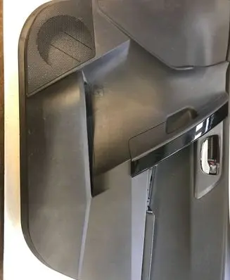 Toyota Avensis T270 Front door card panel trim
