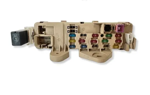 Mazda 626 Fuse module 2D150248
