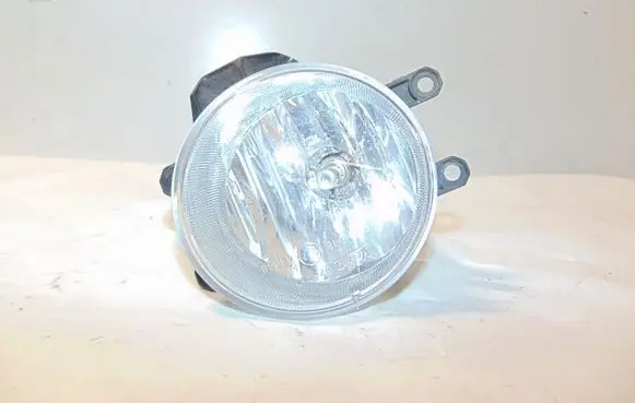 Toyota Avensis T270 Front fog light 8121002110 9000849090008495