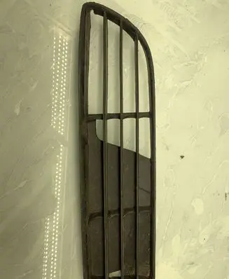 Audi A4 S4 B7 8E 8H Front bumper lower grill 8D0807345
