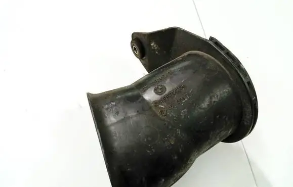 BMW 5 E60 E61 Air intake duct part 1371779241701 13717792417-01