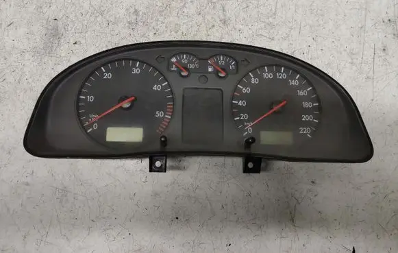 Volkswagen PASSAT B5 Speedometer (instrument cluster) 3B0919861J