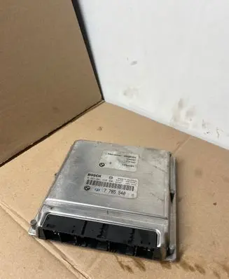 BMW 5 E39 Engine control unit/module 0281001830 7785591 7785540