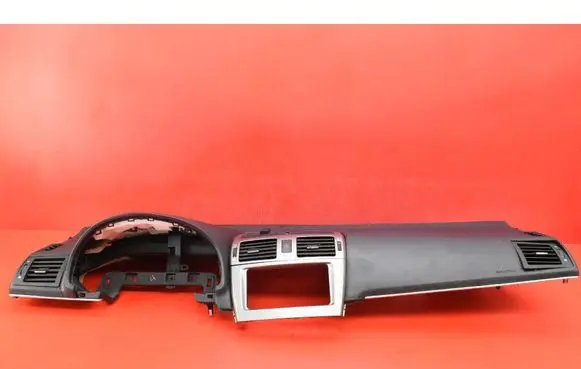 Toyota Avensis T270 Dashboard 