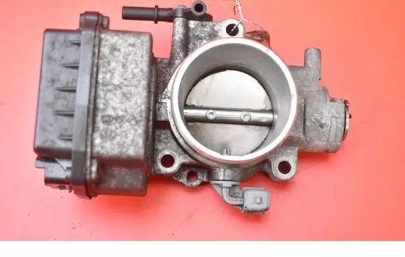 Peugeot 307 CC Throttle body valve 9652682880