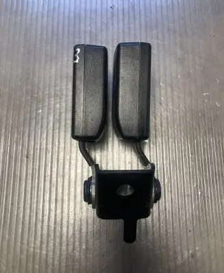 Saab 9-3 Ver2 Middle seatbelt buckle (rear) 12794564 0506527708 051730