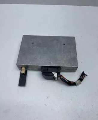 Audi A4 S4 B8 8K Bluetooth control unit module 8T0862335D