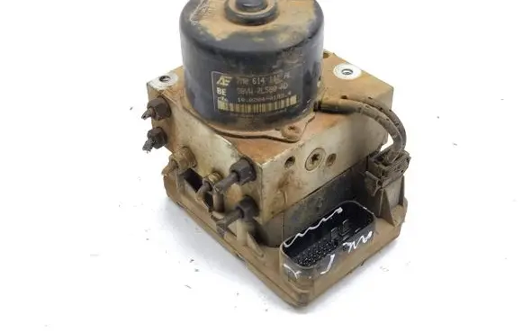 Ford Galaxy ABS Pump 7M0614111AE 98VW2L580AD 10020401924