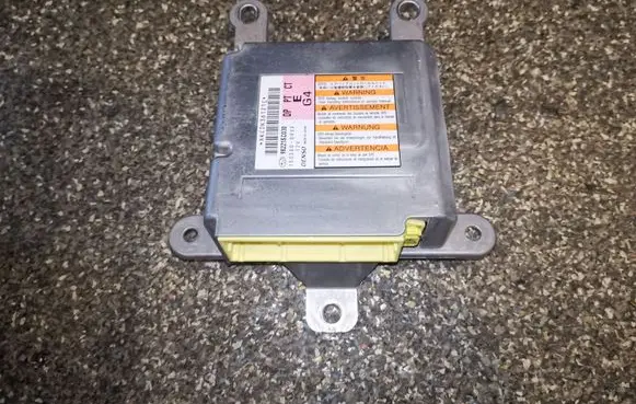 Subaru Forester SH Airbag control unit/module 98221SC030
