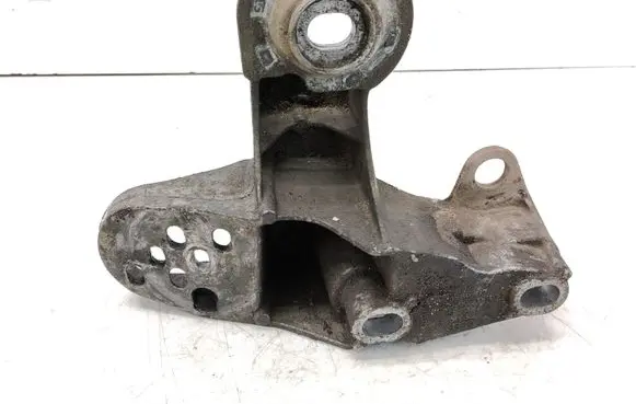 Audi A6 S6 C5 4B Engine mounting bracket 4B0199351D