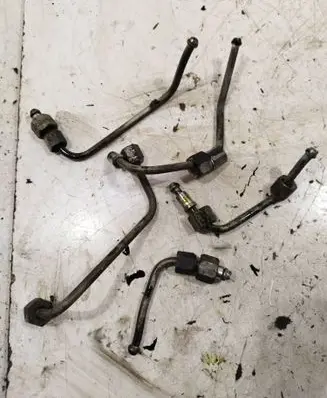 Fiat Bravo Fuel injector supply line/pipe 