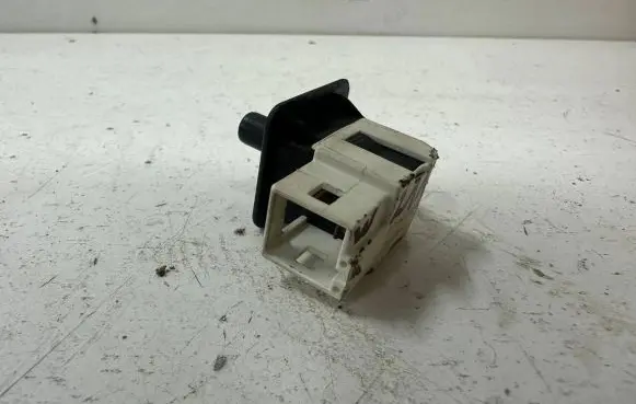 Mercedes-Benz E W211 Front door sensor coupe 2028209410 30011501 0202