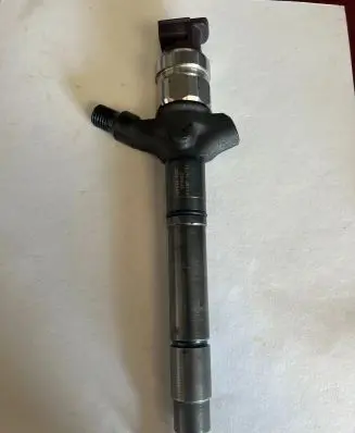 Toyota Avensis T250 Fuel injector 236700R160 G918004023