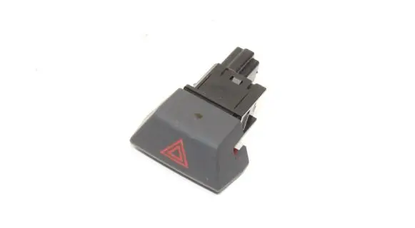 Nissan Juke II F16 Hazard light switch