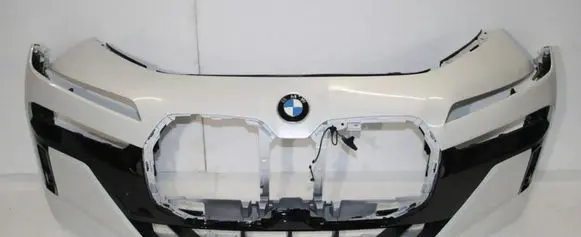 BMW 7 G70 Front bumper 