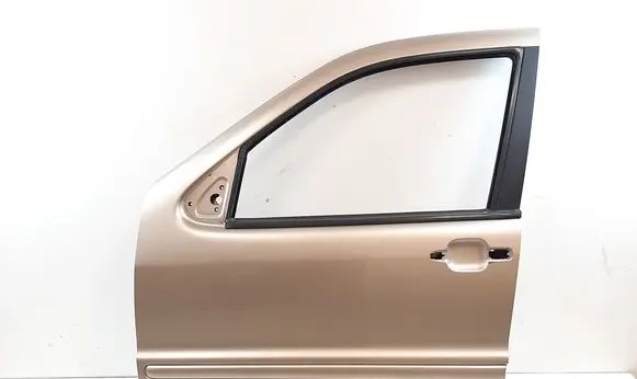 Mercedes-Benz ML W163 Front door