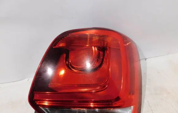 Volkswagen Polo V 6R Rear/tail lights