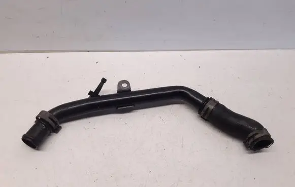 Audi A6 S6 C6 4F Engine coolant pipe/hose 06D121065L