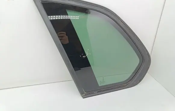 BMW X5 E70 Rear side window 7207883