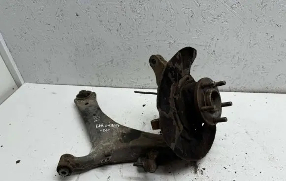 Subaru Outback Front wheel hub