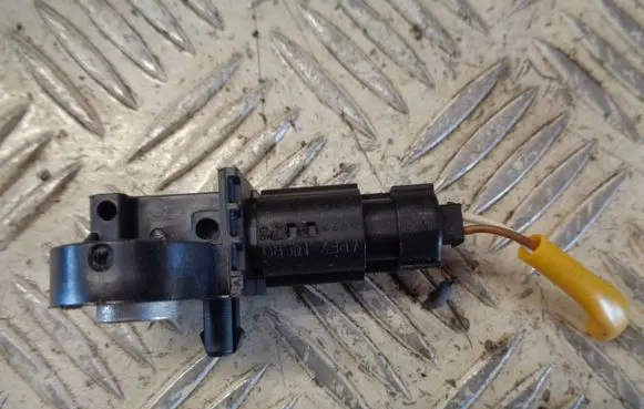 KIA Venga Airbag deployment crash/impact sensor 04162015 610435800C 959302P000