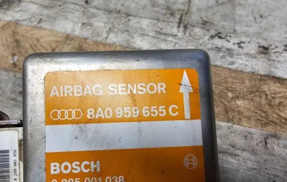 Audi A4 S4 B5 8D Airbag control unit/module 8A0959655C 0285001038