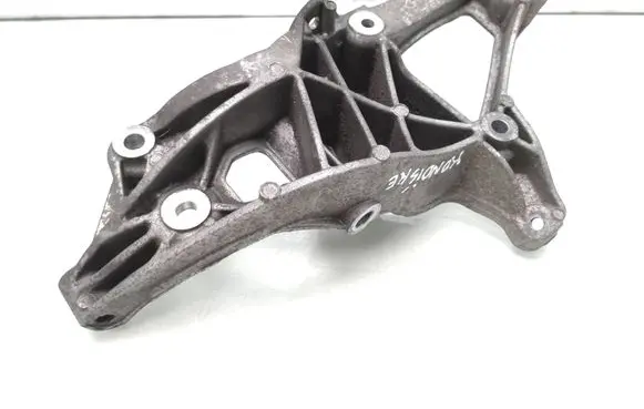 BMW 1 F20 F21 A/C compressor mount bracket 7603346 64557603346