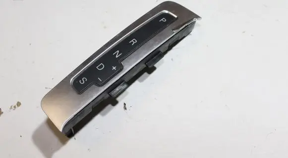 Audi A5 8T 8F Gear shift selector indicator 8K17134633Q7