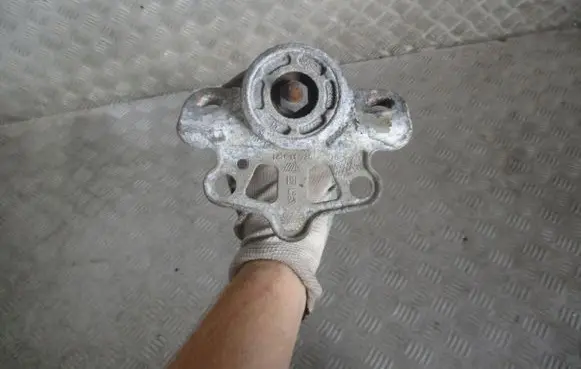 Fiat Grande Punto Rear shock absorber with coil spring 