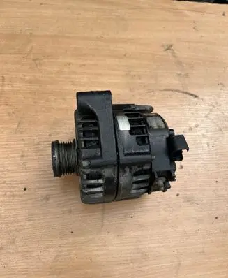 BMW 3 E90 E91 Generator/alternator 0103226