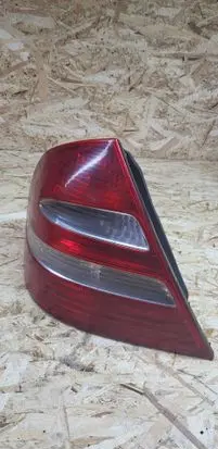 Mercedes-Benz E W211 Rear/tail lights 334007 A2118200364