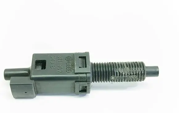 Audi 80 90 S2 B4 Brake pedal sensor switch 811907343B