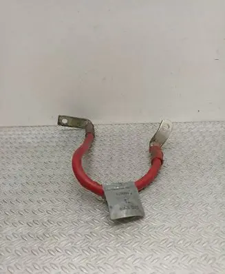 Land Rover Discovery 3 - LR3 Positive cable (battery) YTA500670 301077500