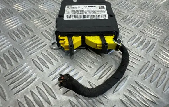 Mercedes-Benz Sprinter W906 Airbag control unit/module A0009004802 0285011847
