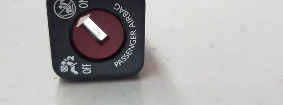 Citroen C4 II Picasso Passenger airbag on/off switch 9641391277