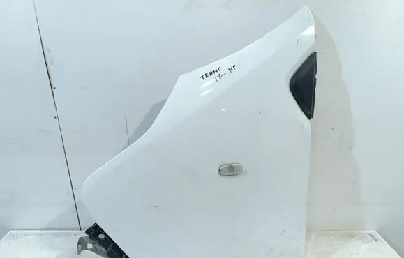 Renault Trafic III (X82) Fender 52045R