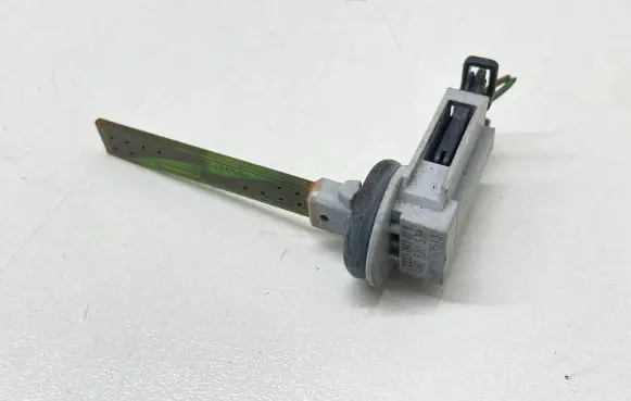 Audi A4 S4 B7 8E 8H Interior temperature sensor 4B0820539