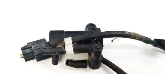 Volvo C30 Windscreen/windshield washer pump 1S7117K624FE