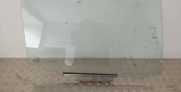 Toyota Corolla E120 E130 Rear door window glass
