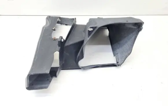 Ferrari 458 Intercooler air guide/duct channel 82910800