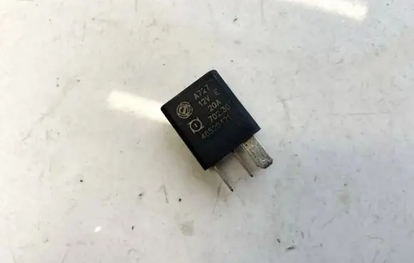 Alfa Romeo 147 Other relay 46520421 a727